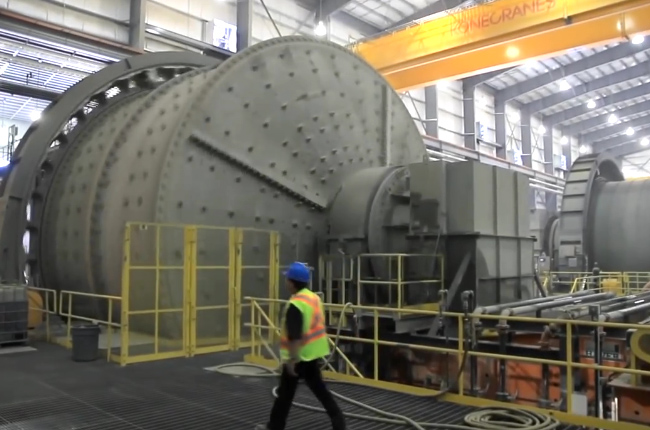 水泥磨设备实拍展示3