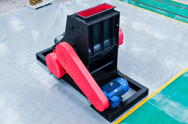 双级破碎机设备实拍展示1