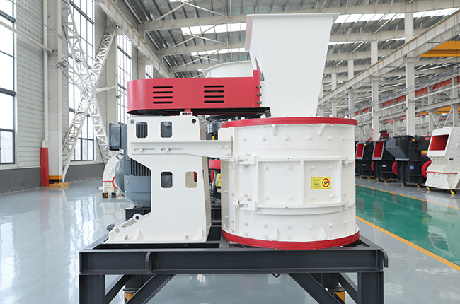 复合式破碎机设备实拍展示2